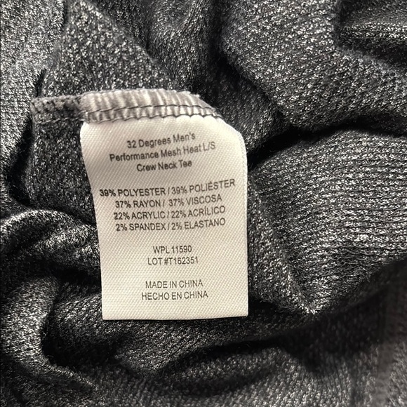 32 Degrees Gray Long Sleeve Tee Soft Heathered Fabric …Heat - Picture 7 of 7